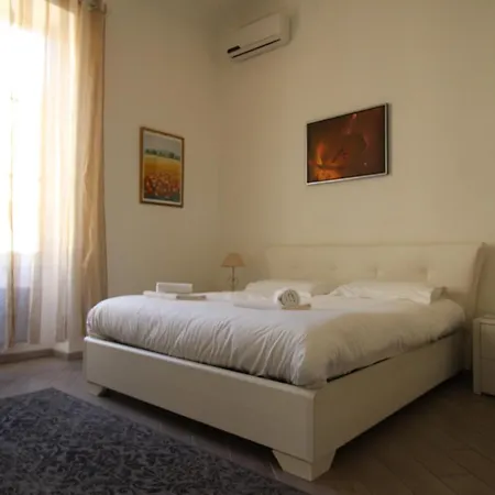 Center Apartment *
